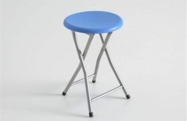 Taburete PVC azul plegable IBERODEPOT